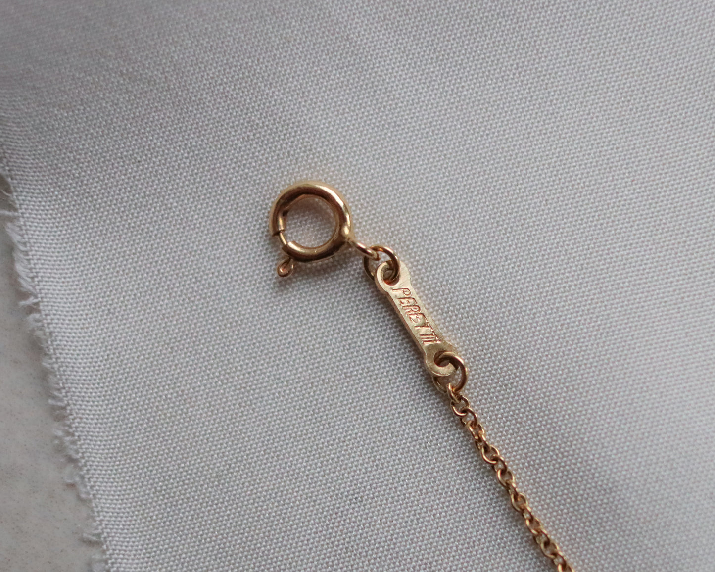 Tiffany & Co. Elsa Peretti 18ct Yellow Gold Open Heart Diamond Necklace – 16″ circa 1998