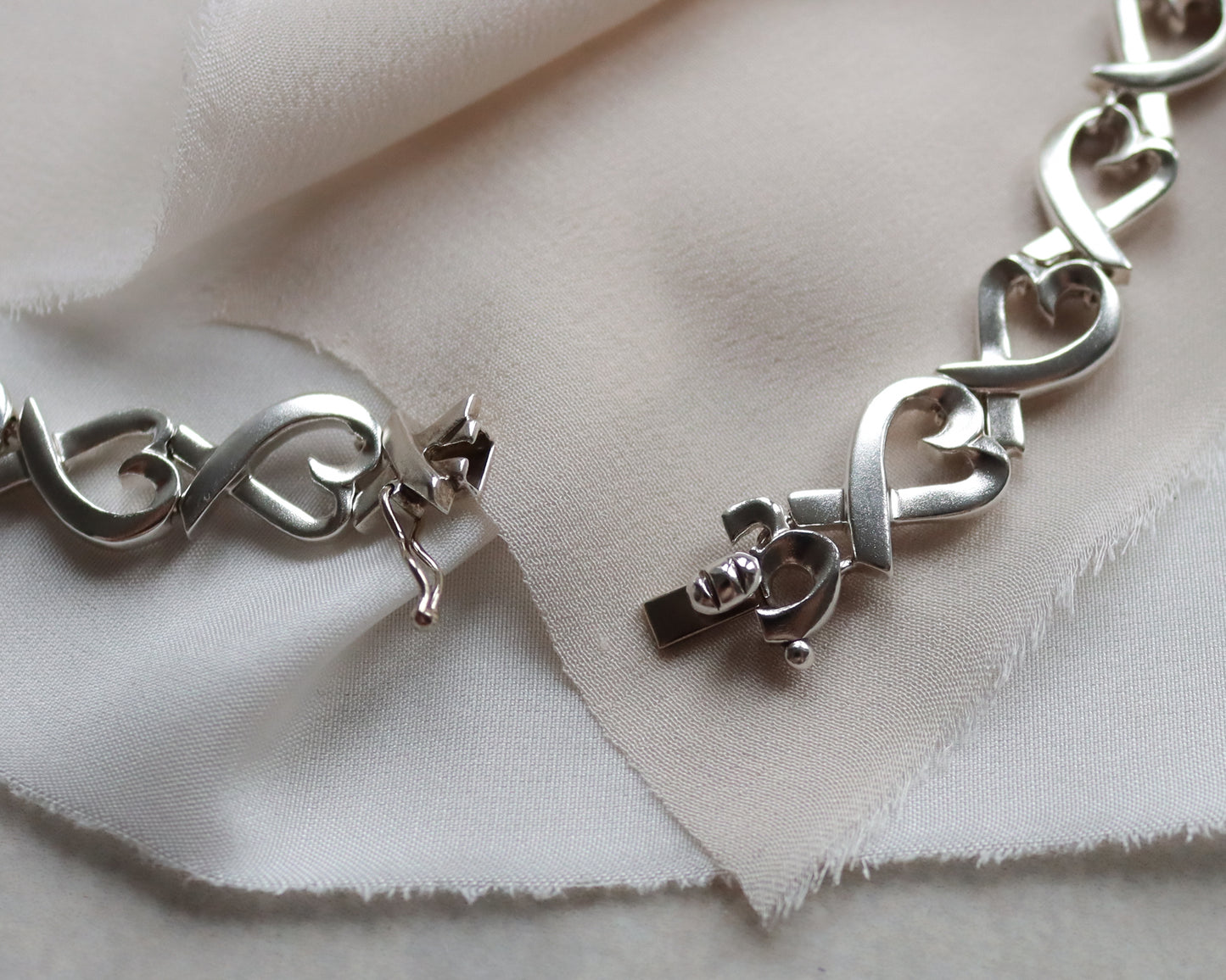 Tiffany & Co. Paloma Picasso love heart link necklace