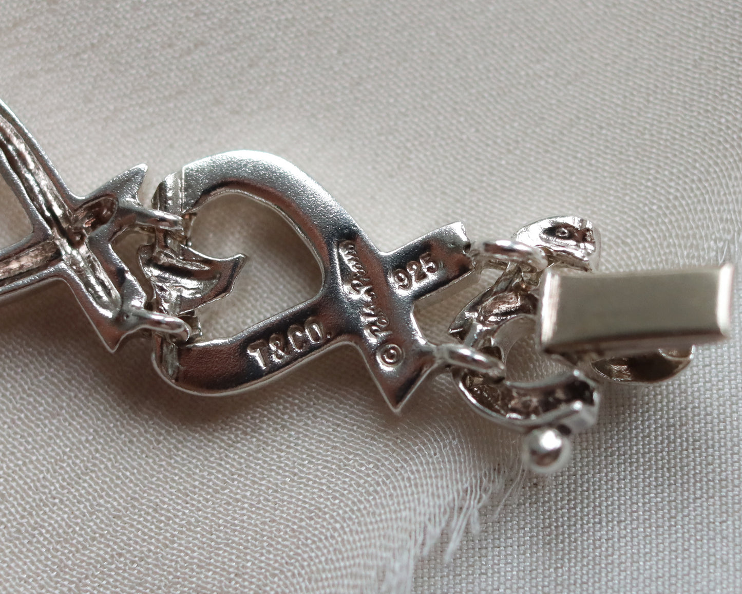 Tiffany & Co. Paloma Picasso love heart link necklace