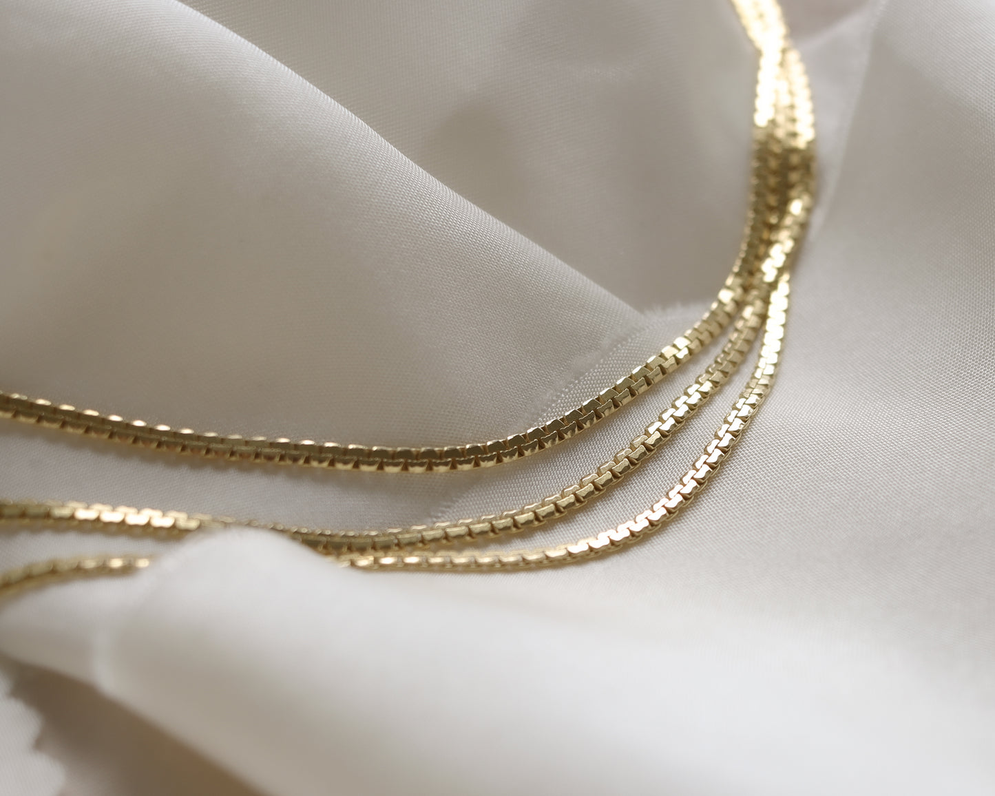 9ct yellow gold triple boston link necklace