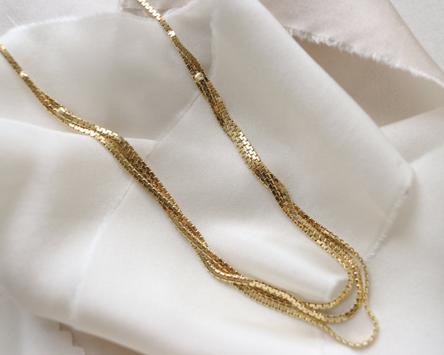 9ct yellow gold triple boston link necklace