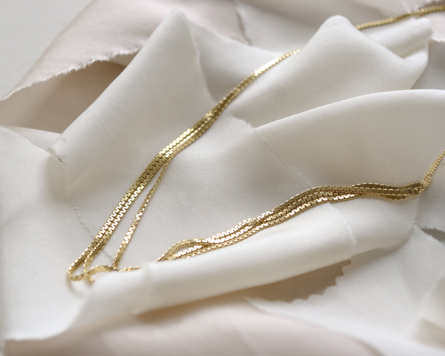 9ct yellow gold triple boston link necklace
