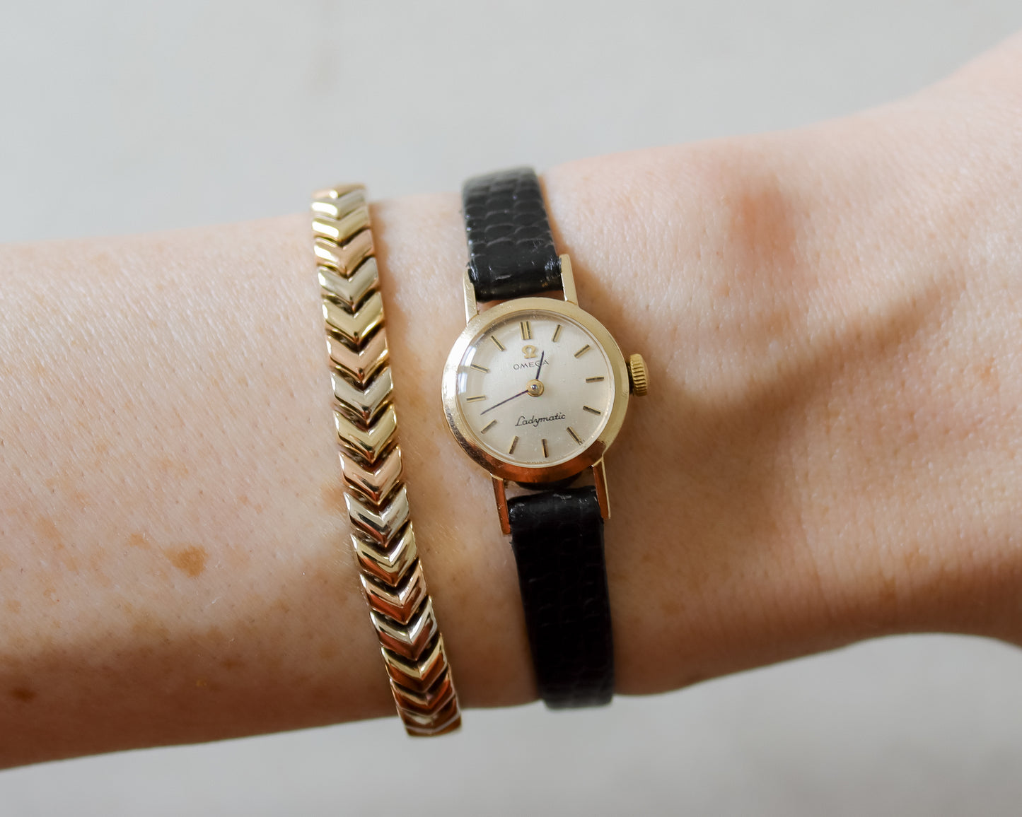 Vintage 1997 9ct Tri-Colour Gold Chevron Bracelet - 13g