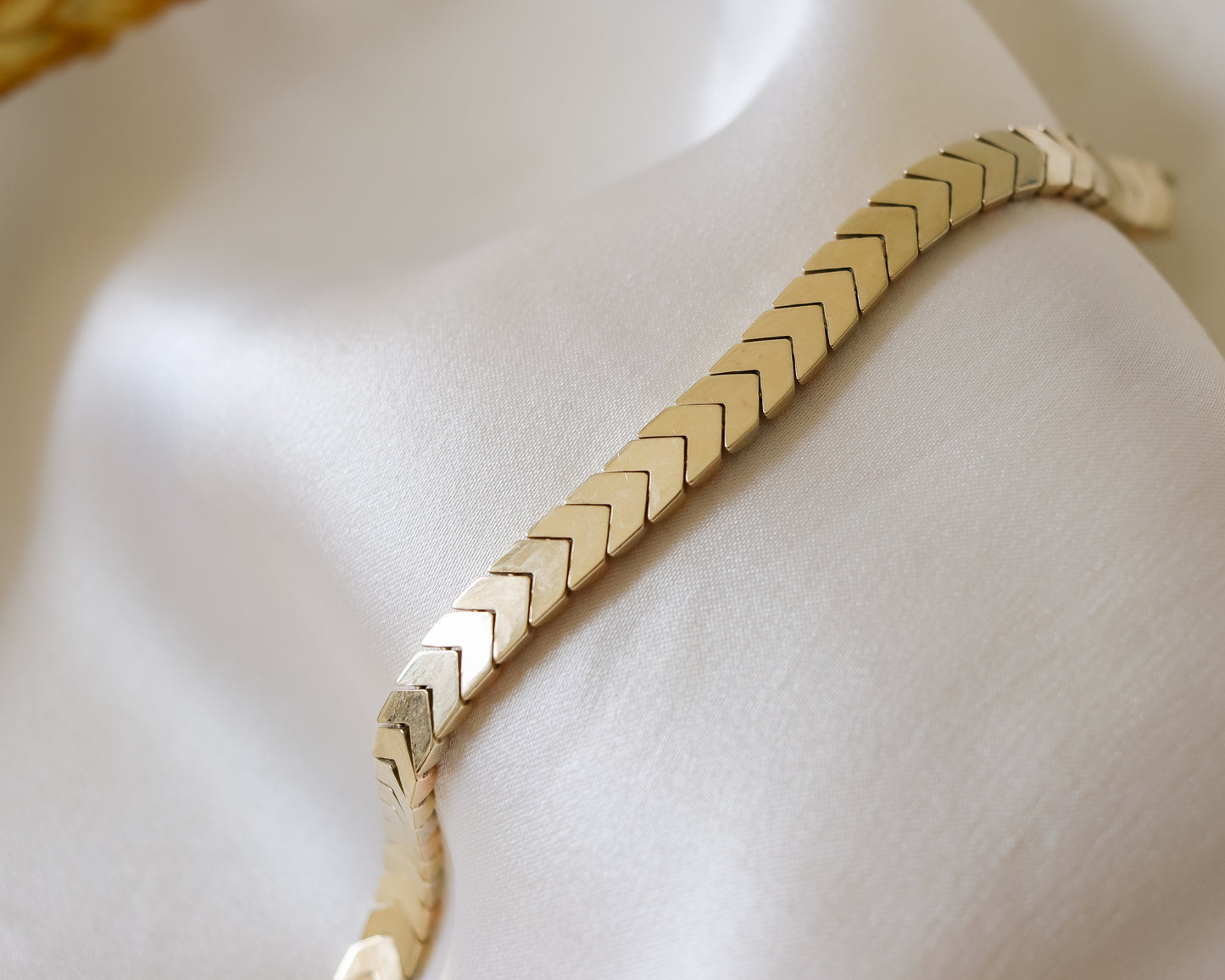 Vintage 1997 9ct Tri-Colour Gold Chevron Bracelet - 13g